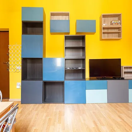 Viale Umbria Colorful מילאנו